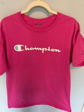 Champion Men size Large ( but could be a roomy Medium)